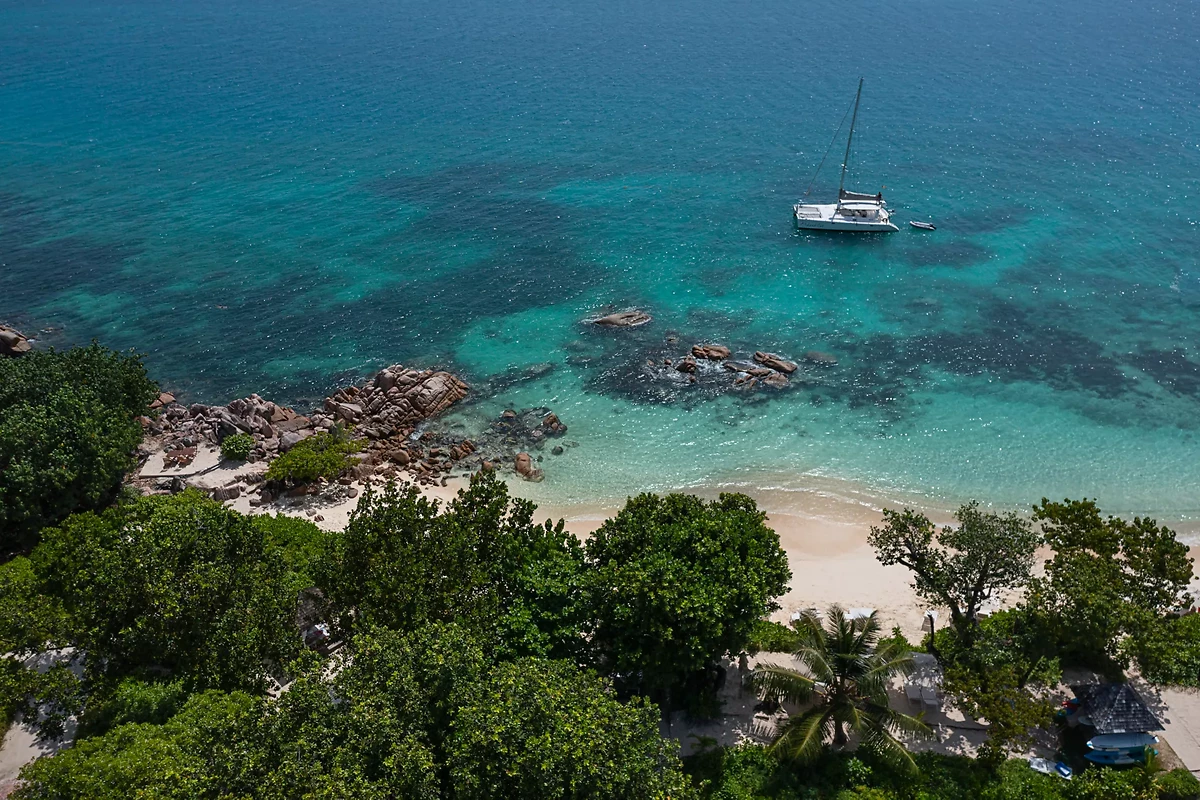 Survol hélicoptère, Raffles Seychelles, Praslin, Seychelles