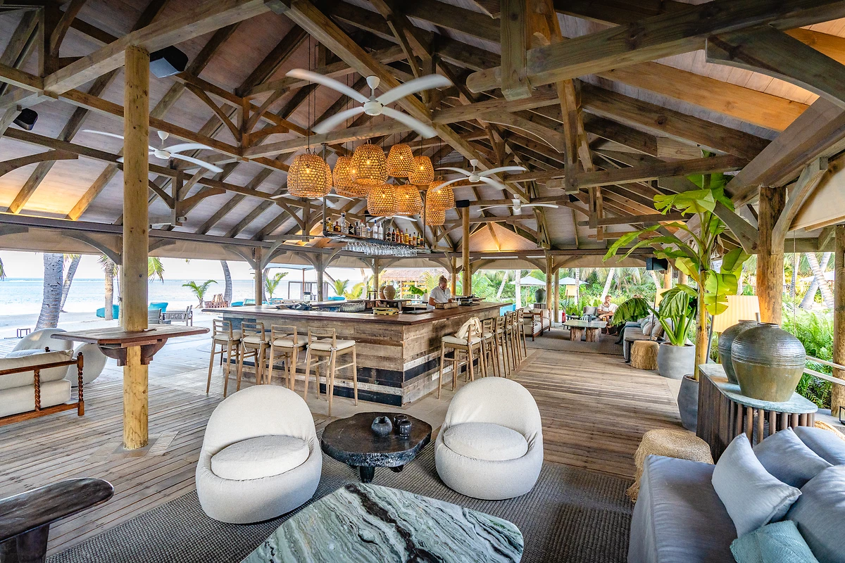 Le Lys Bar, Alphonse Island Seychelles