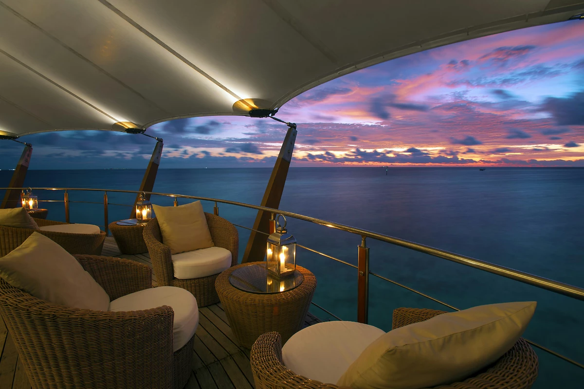 Lounge The Lighthouse, Baros Maldives, Atoll de Malé, Maldives