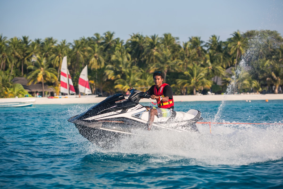 Jet-ski, Meeru Island Resort & Spa, Maldives