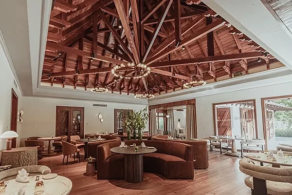 Restaurant Indien, hôtel Maradiva Villas Resort & Spa