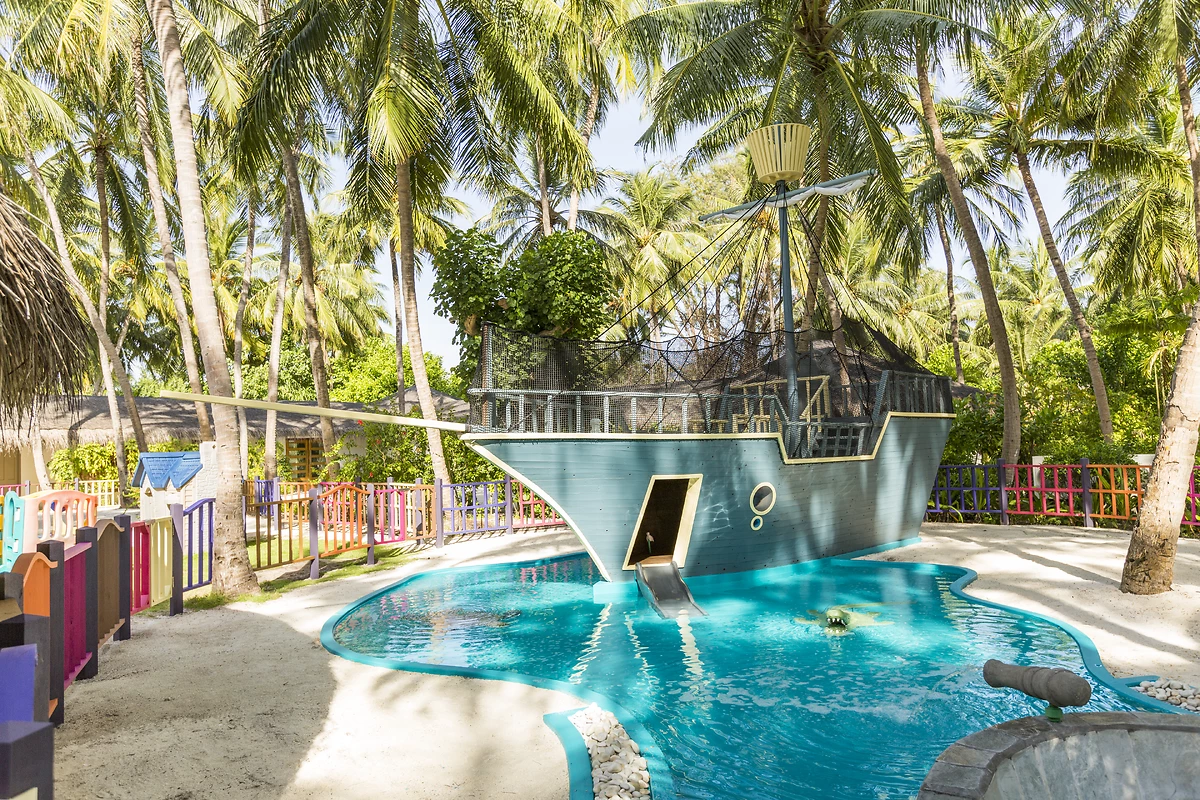 Piscine, PLAY Kids Club, LUX* South Ari Atoll, Maldives