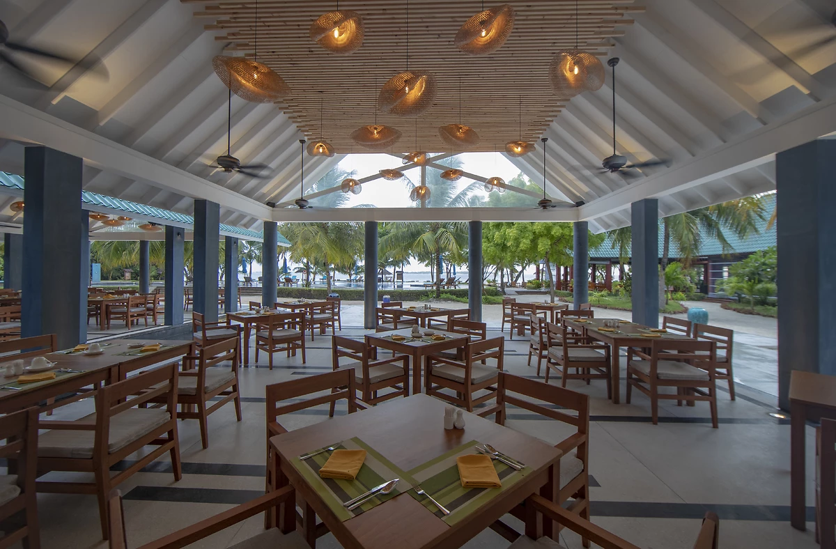 Buffet, Jaafaiy Restaurant, Furaveri Maldives, Maldives