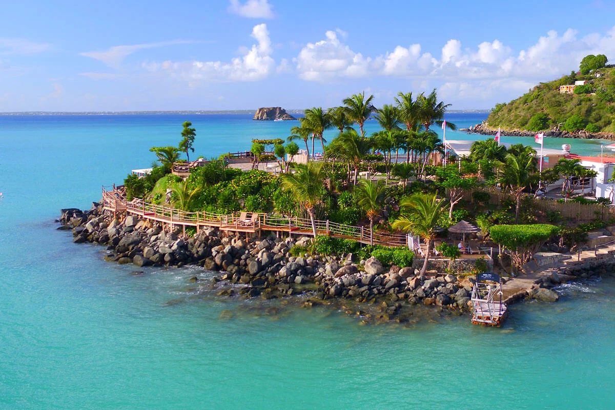 Vue aérienne de la plage et de la piscine, Grand Case Beach Club, Saint-Martin