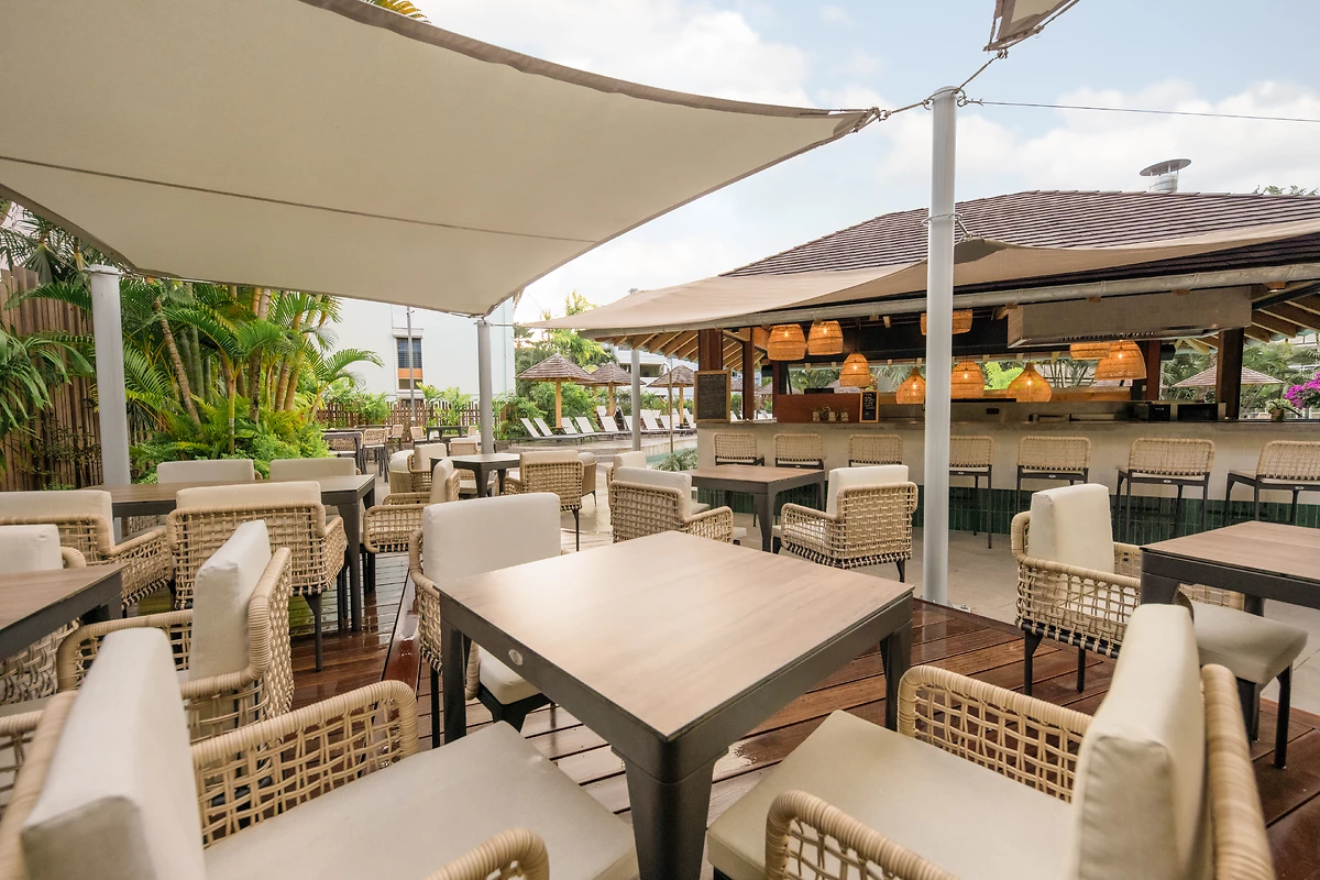 Le Palm Bar, La Pagerie Tropical Garden Hotel