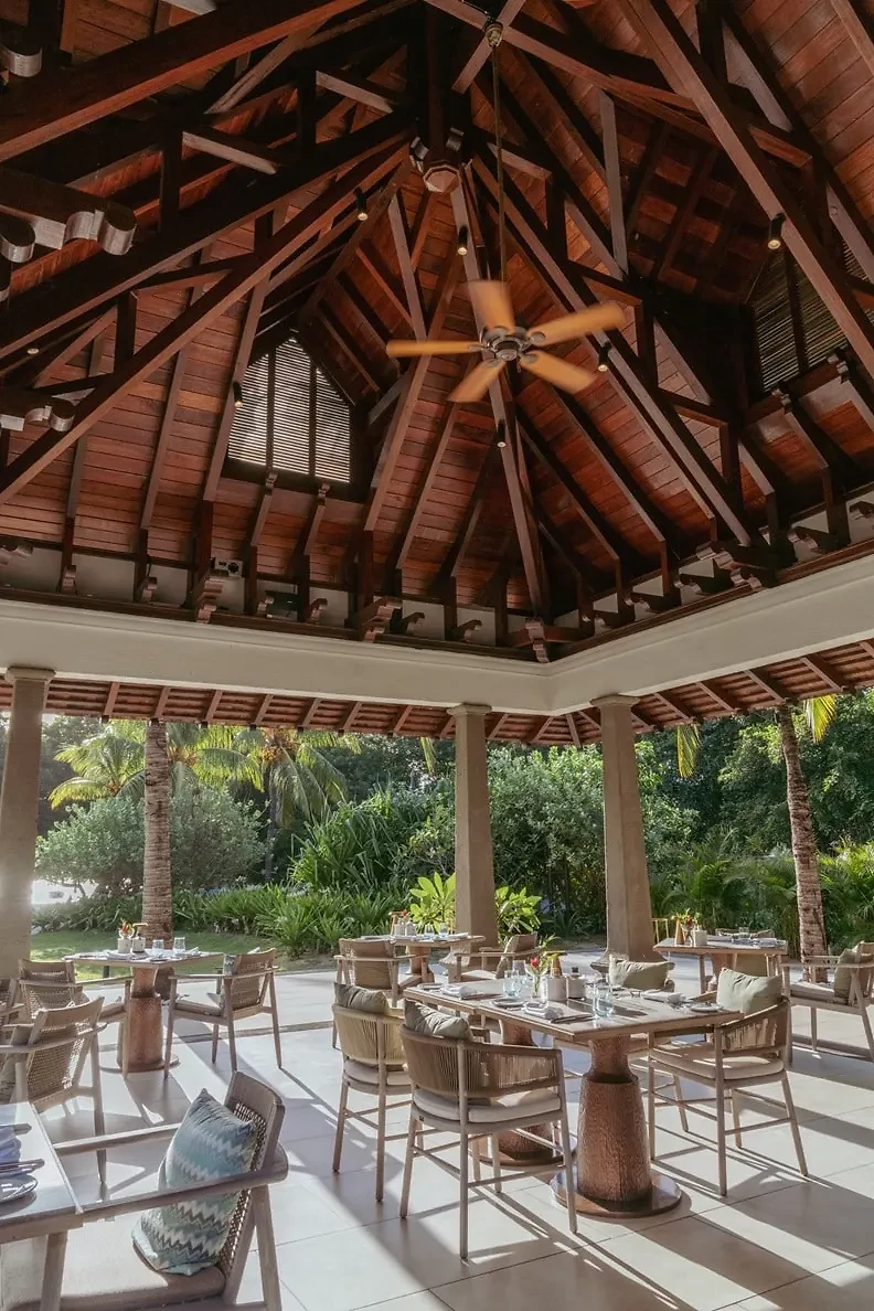 Restaurant "Cassine", hôtel Maradiva Villas Resort & Spa