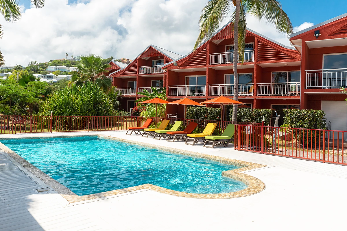 Piscine de l'hôtel, hôtel Palm Court