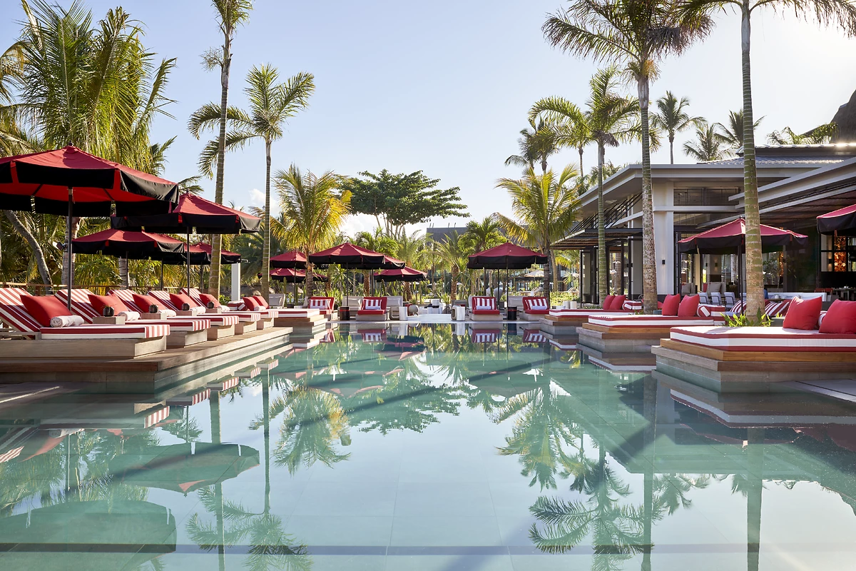 Piscine du Beach Rouge, Restaurant, LUX* Grand Baie, Île Maurice
