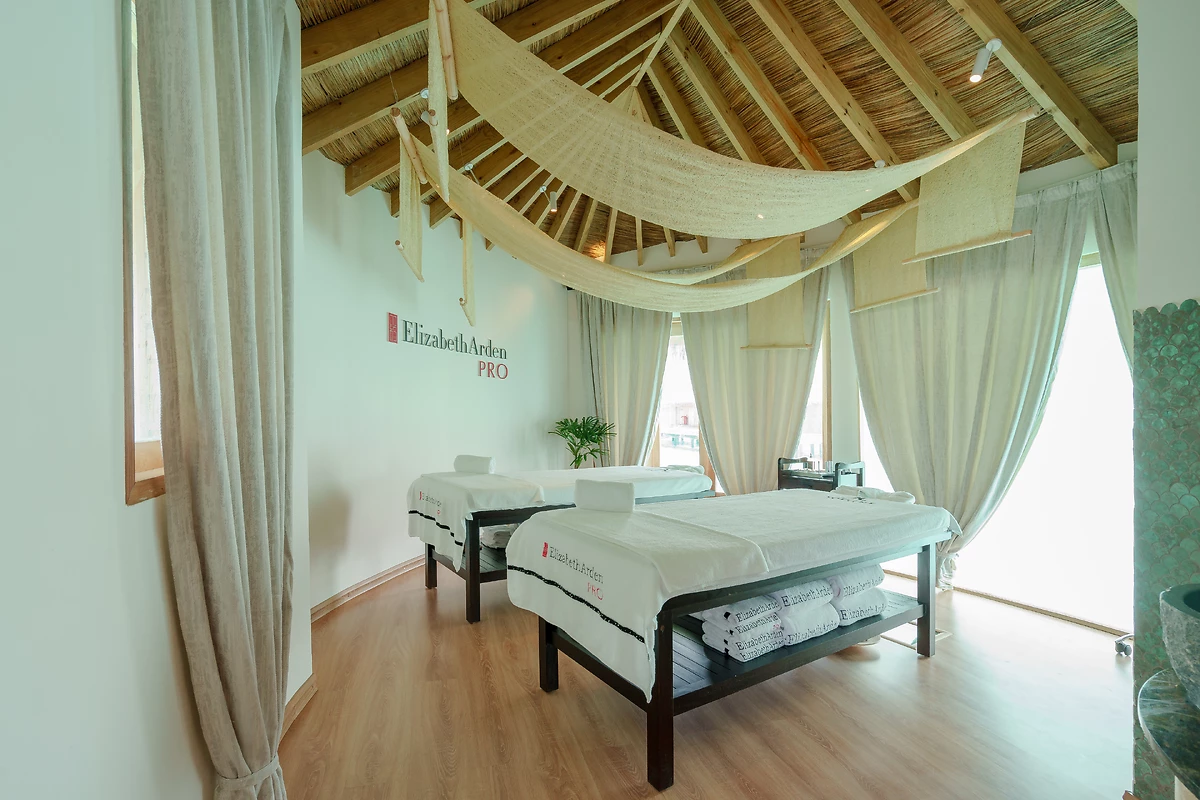 Salle de massage, Spa, You & Me Maldives, Atoll de Malé, Maldives