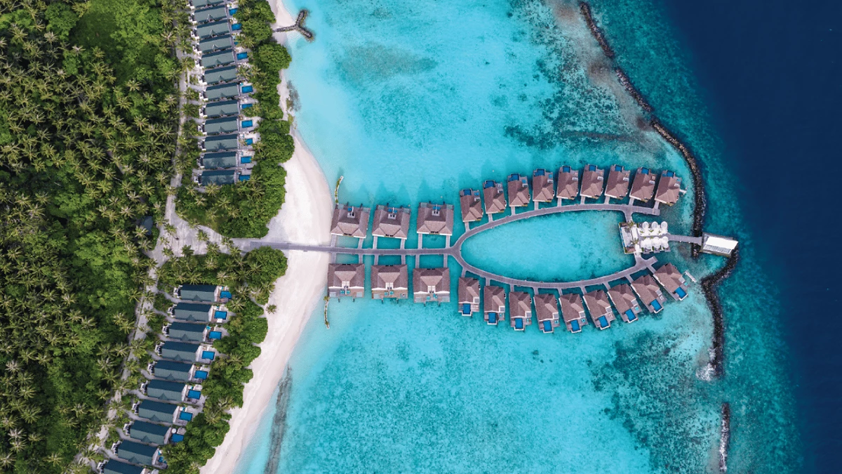 Vue aérienne de l'hôtel, Furaveri Maldives, Atoll de Raa, Maldives