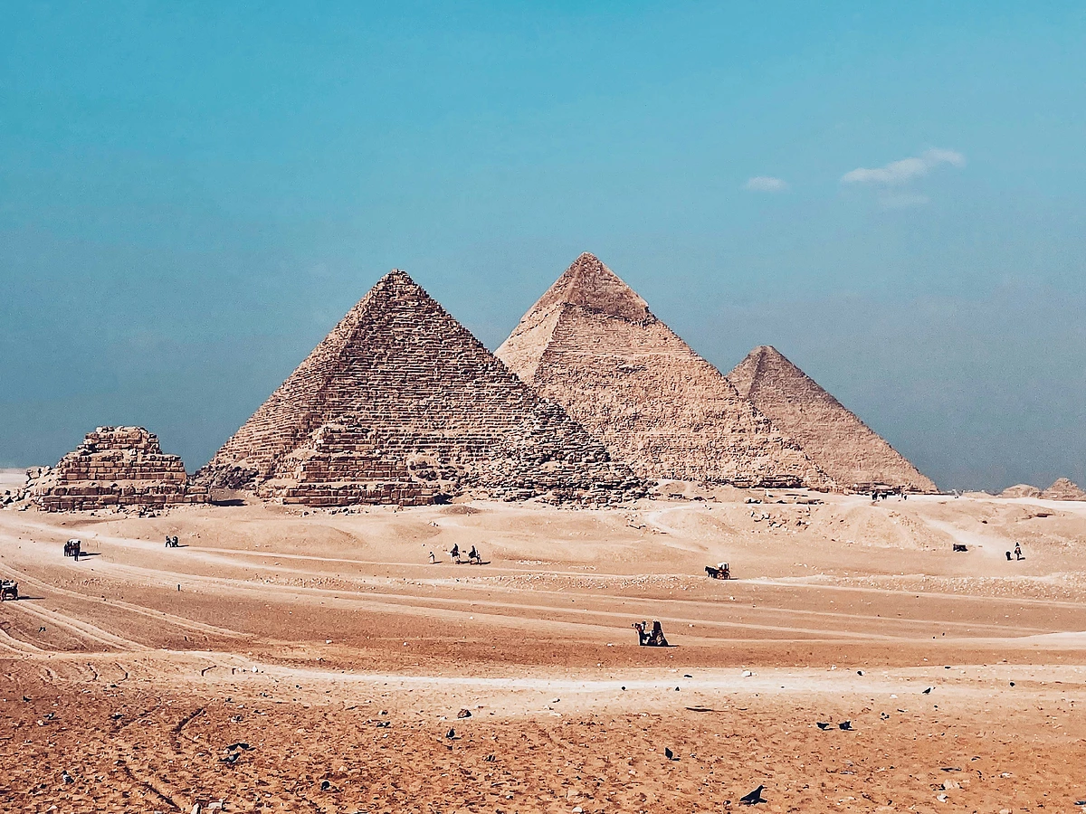 Égypte : Néfertiti l'immortelle - départ du Caire