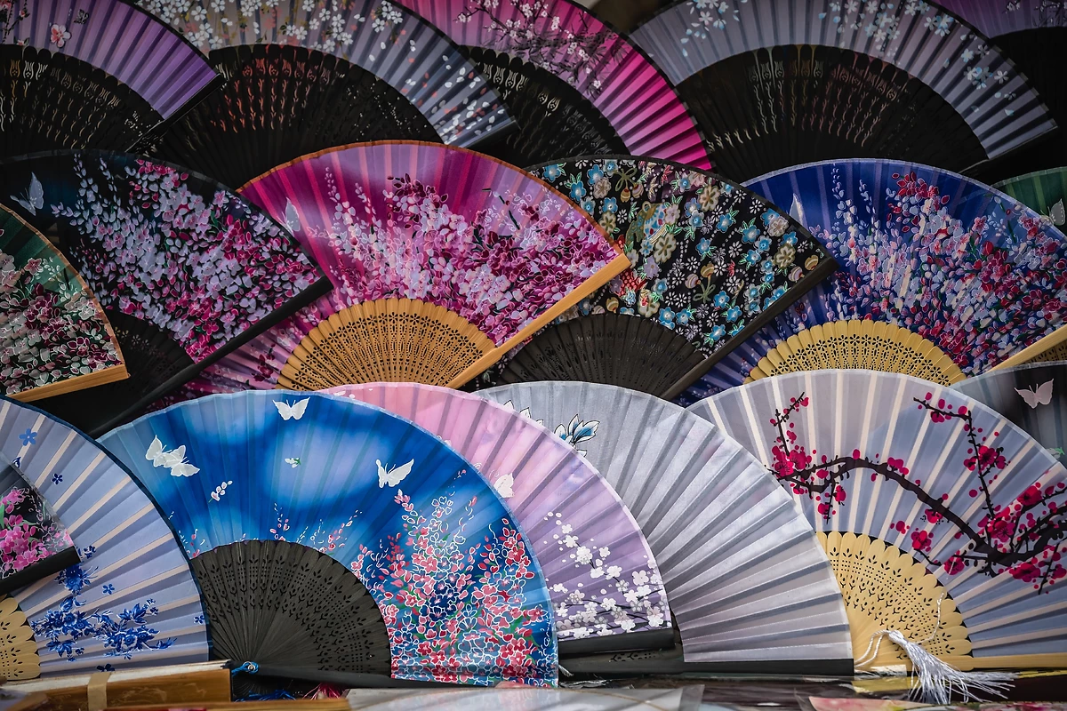 Éventails dans le quartier musulman de Xi'an, Chine