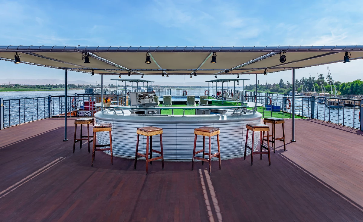 Bar du pont Soleil, H/S Moondance