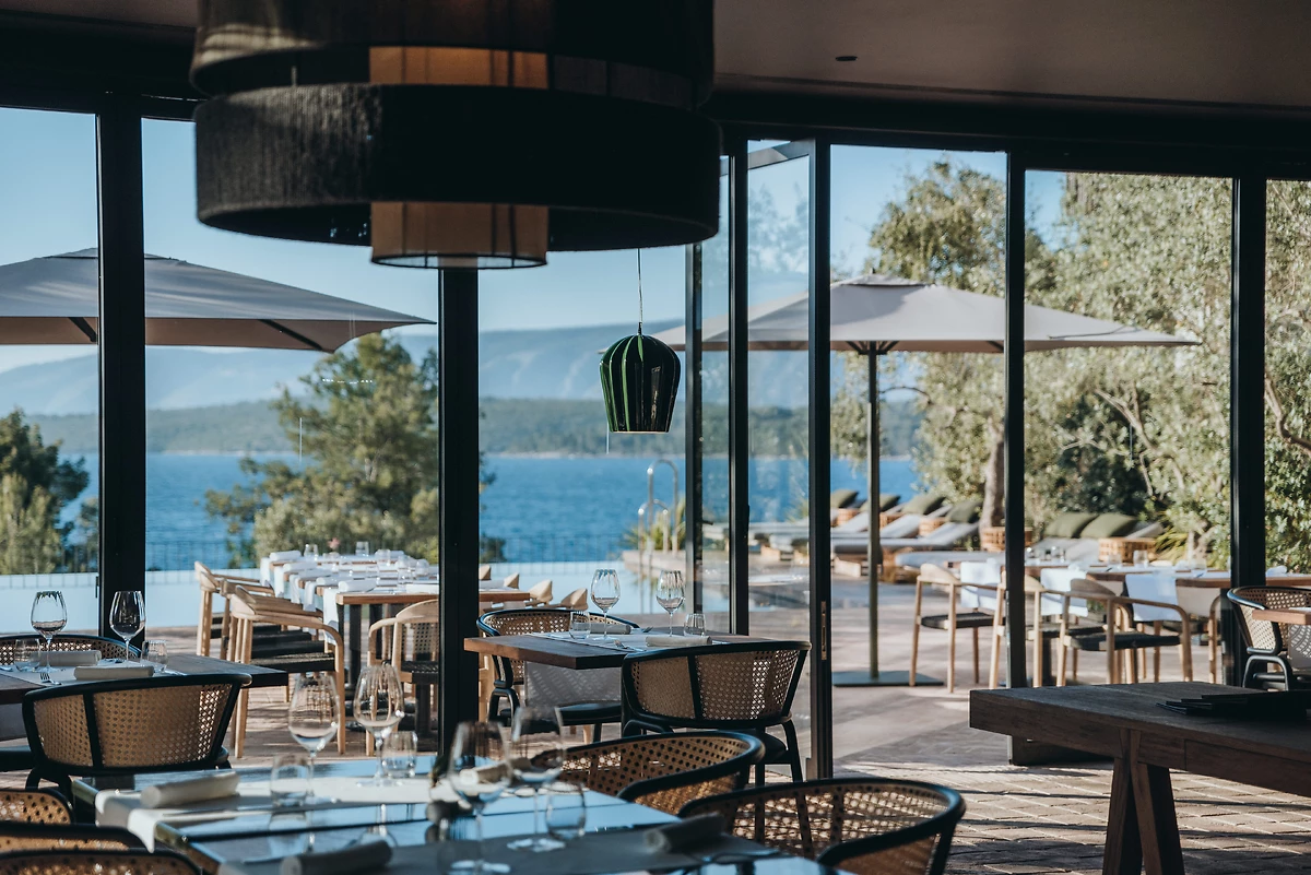 Restaurant de l'hôtel, Maslina Resort
