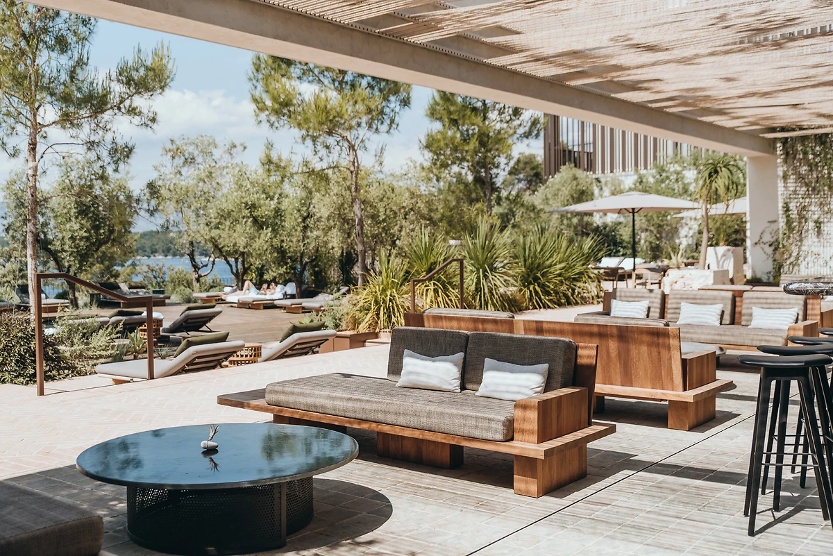 Un des bars de l'hôtel, Maslina Resort