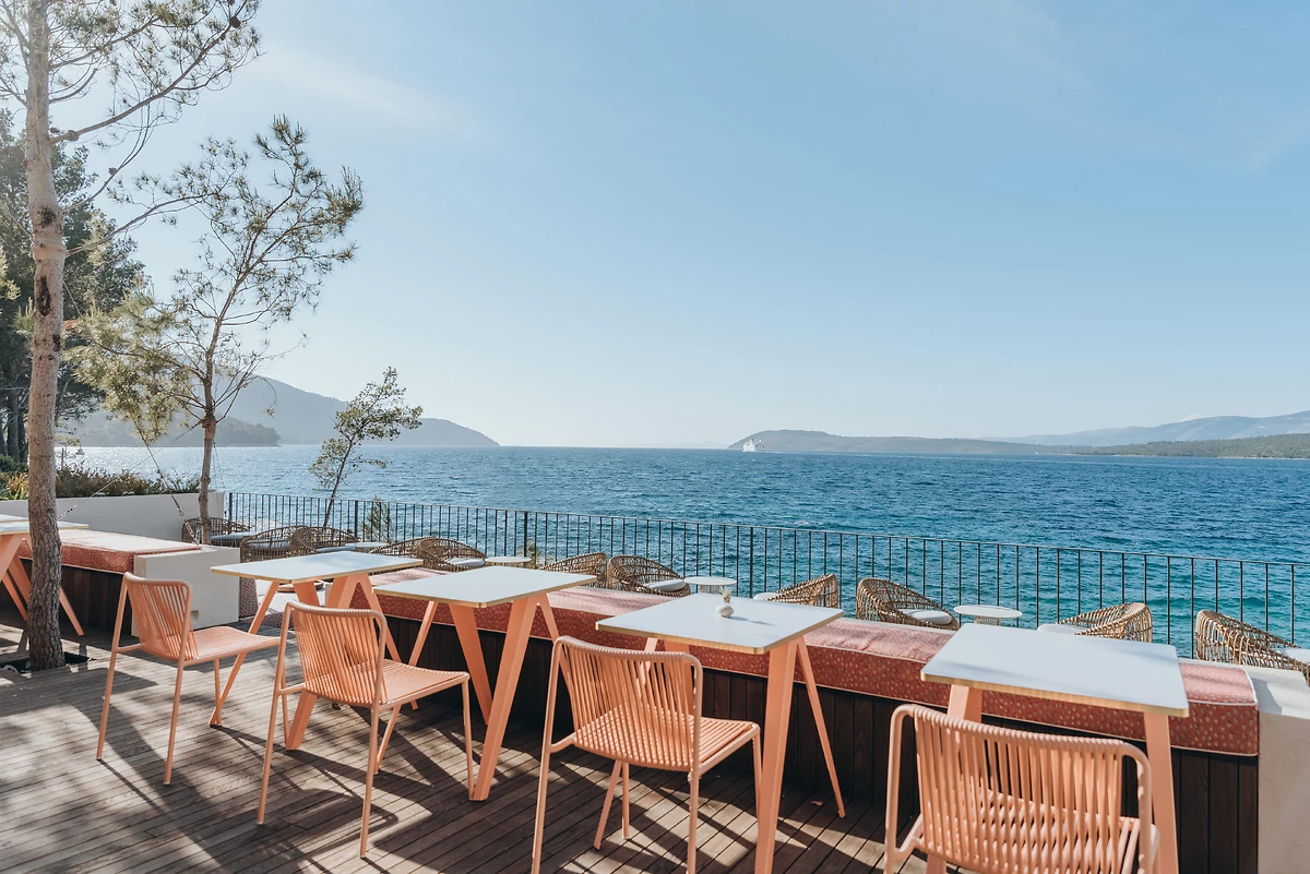 Terrasse du restaurant de l'hôtel, Maslina Resort