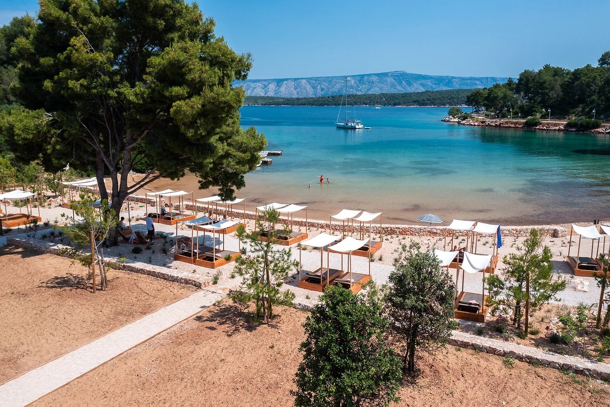 Plage de l'hôtel, Maslina Resort