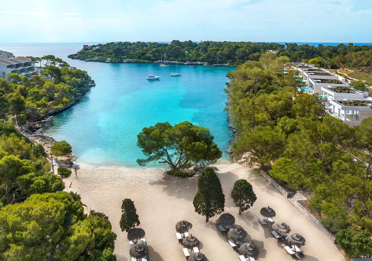 Vue aérienne de la plage de l'hôtel, hôtel Ikos Porto Petro