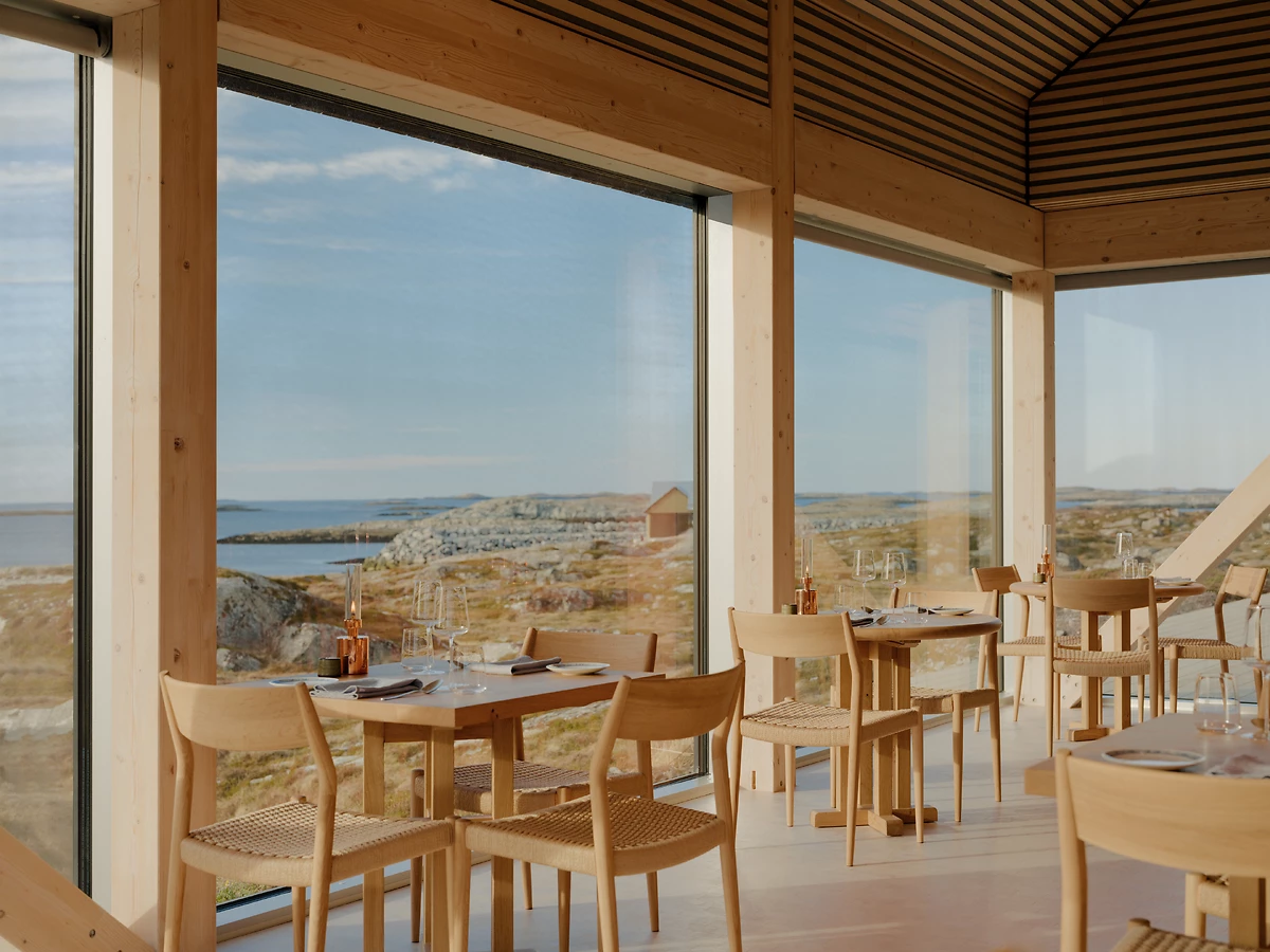 Restaurant, Ytri